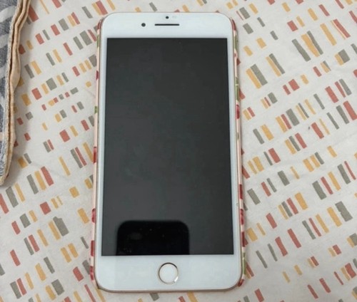 Apple iphone plus 64gb - 8,